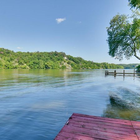 Lakefront Retreat With Deck, Dock And Resort Amenities Hot Springs Eksteriør bilde